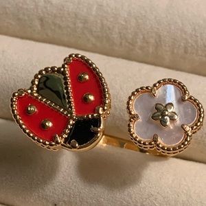 18 K gold Ring of mother of pearl butterfly $ flower adjustable Ring